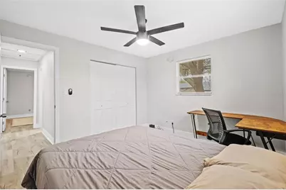 843 Queensboro Avenue S, Saint Petersburg, FL 33701 - Photo 9