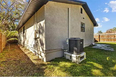 843 Queensboro Avenue S, Saint Petersburg, FL 33701 - Photo 29