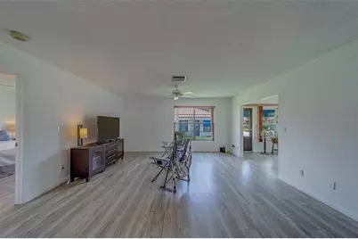 8701 40th Lane N, Pinellas Park, FL 33782 - Photo 11