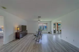 8701 40th Ln N, Pinellas Park, FL 33782 - Photo 11