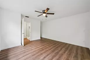 10826 Twin Palms Ranch Rd, Gibsonton, FL 33534 - Photo 23