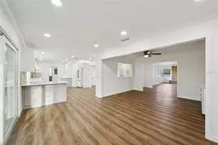 10826 Twin Palms Ranch Rd, Gibsonton, FL 33534 - Photo 13