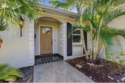 810 S West Shore Boulevard, Tampa, FL 33609 - Photo 1