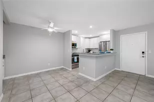 3295 Fox Chase Circle N, Palm Harbor, FL 34683 - Photo 7