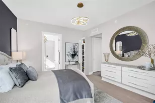 100 1st Ave N, Saint Petersburg, FL 33701 - Photo 27