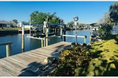 18385 Hottelet Circle, Port Charlotte, FL 33948 - Photo 27