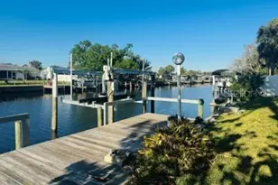 18385 Hottelet Cir, Port Charlotte, FL 33948 - Photo 27