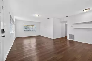 210 N Glen Ave, Tampa, FL 33609 - Photo 3
