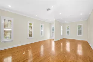 924 Hemingway Cir, Tampa, FL 33602 - Photo 15