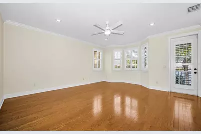 924 Hemingway Circle, Tampa, FL 33602 - Photo 43