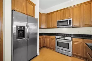 924 Hemingway Cir, Tampa, FL 33602 - Photo 23