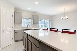 3657 Majestic Dr, Lakeland, FL 33803 - Photo 11