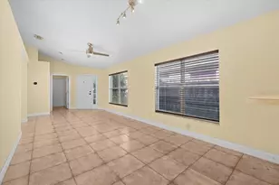 6052 Pointe Pleasant Blvd, Wesley Chapel, FL 33545 - Photo 5