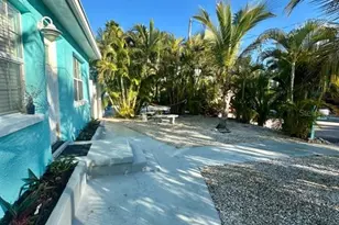 346 Boca Ciega Dr, Madeira Beach, FL 33708 - Photo 3