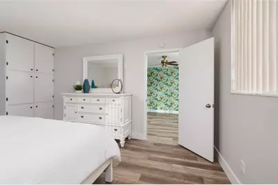 5095 Bay Street NE #102, Saint Petersburg, FL 33703 - Photo 17