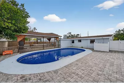 2304 E 111th Avenue, Tampa, FL 33612 - Photo 43