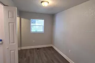 4700 10th Ave S, Saint Petersburg, FL 33711 - Photo 3