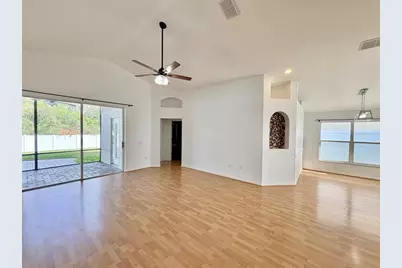 30643 Tremont Drive, Wesley Chapel, FL 33543 - Photo 9