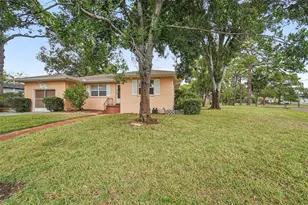 6301 7th Ave N, Saint Petersburg, FL 33710 - Photo 9