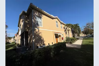 3693 Parkridge Circle #7-101, Sarasota, FL 34243 - Photo 13