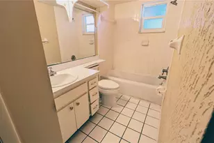 5245 Amulet Dr, New Port Richey, FL 34652 - Photo 9