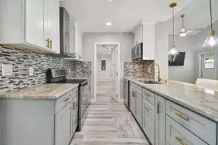 6745 Ralston Beach Cir, Tampa, FL 33614 - Photo 9