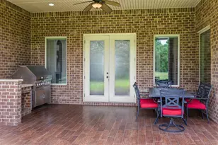 2721 Pebble Beach Dr, Navarre, FL 32566 - Photo 23