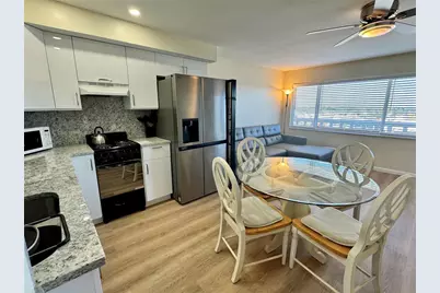 8950 Park Boulevard #707, Seminole, FL 33777 - Photo 5