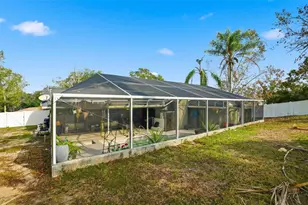 6368 Hillview Rd, Spring Hill, FL 34606 - Photo 5