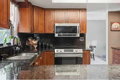 6368 Hillview Road, Spring Hill, FL 34606 - Photo 11