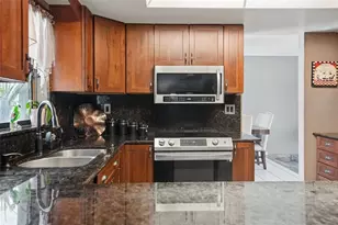 6368 Hillview Rd, Spring Hill, FL 34606 - Photo 11