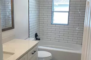 5200 3rd Ave S, Saint Petersburg, FL 33707 - Photo 13