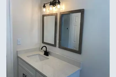 5200 3rd Avenue S, Saint Petersburg, FL 33707 - Photo 15