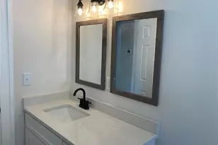 5200 3rd Ave S, Saint Petersburg, FL 33707 - Photo 15