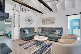 126 90th Ave, Treasure Island, FL 33706 - Photo 5