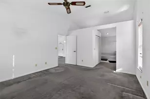 8452 Yearling Ln, New Port Richey, FL 34653 - Photo 19