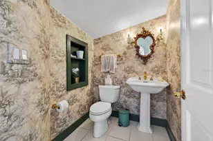 7917 Bayou Club Blvd, Seminole, FL 33777 - Photo 15