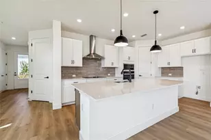 5648 Spivey Ct, Wesley Chapel, FL 33545 - Photo 5