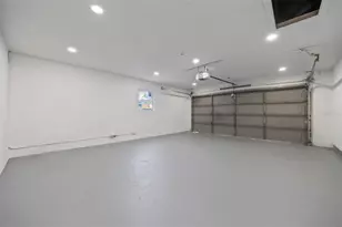 13824 Cherry Brook Ln, Tampa, FL 33618 - Photo 47