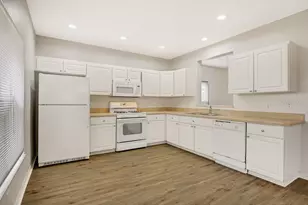 6349 Bridgecrest Dr, Lithia, FL 33547 - Photo 9