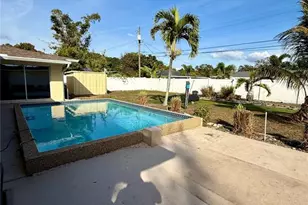 6957 18th St N, Saint Petersburg, FL 33702 - Photo 11