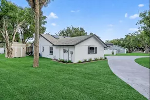 7232 Jasmin Dr, New Port Richey, FL 34652 - Photo 3