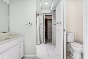 813 Exmoor St, Sarasota, FL 34243 - Photo 27