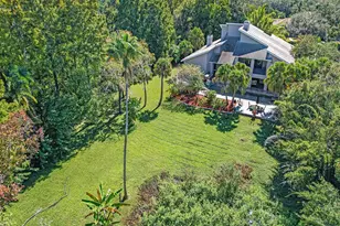 1609 Hampton Ct, Safety Harbor, FL 34695 - Photo 13