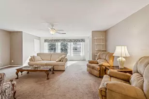 5623 80th St N, Saint Petersburg, FL 33709 - Photo 13