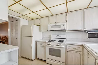 5623 80th Street N #314, Saint Petersburg, FL 33709 - Photo 5