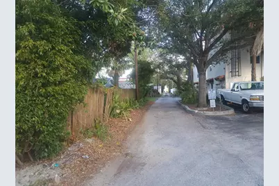 2318 W North B Street, Tampa, FL 33609 - Photo 5