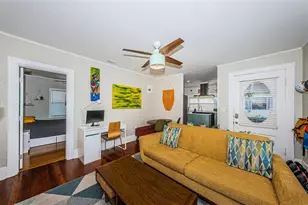 1009 8th St N, Saint Petersburg, FL 33701 - Photo 11