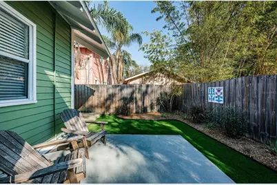1009 8th Street N, Saint Petersburg, FL 33701 - Photo 43
