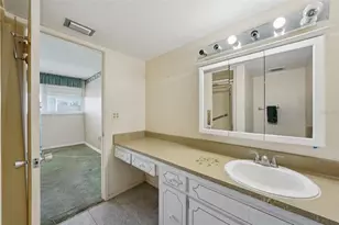 7425 Bay Island Dr S, South Pasadena, FL 33707 - Photo 37